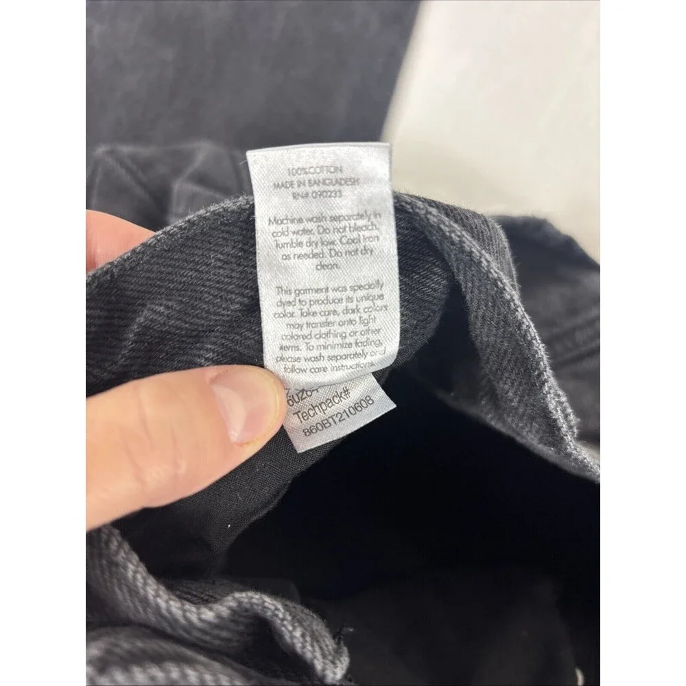 Pacsun Women's Size 26 Black Dad Jean Distressed Knee Holes‎